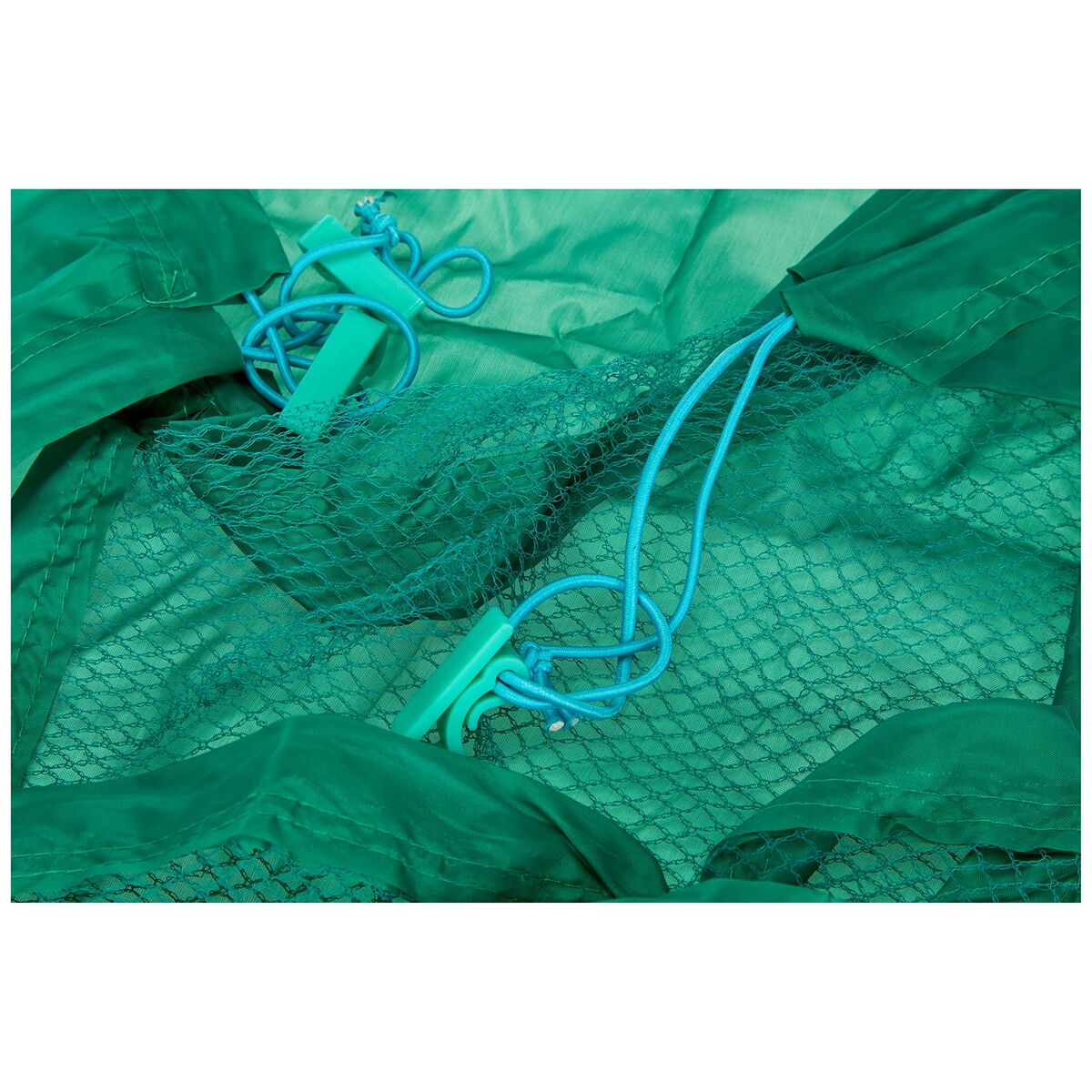 V8H9B91D2CF2245BFC3FD4CCFEB414359F1R7639356P6